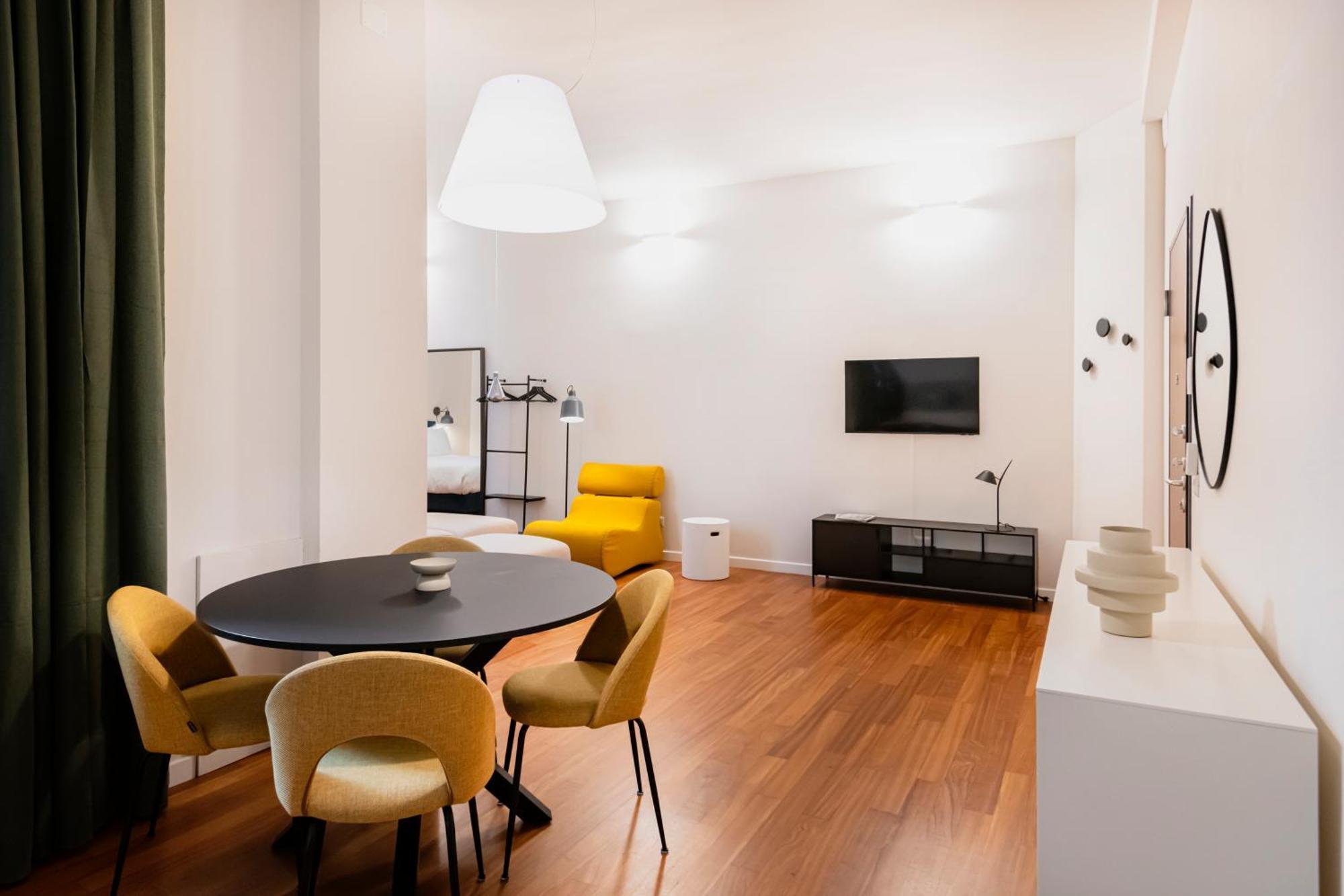 Relstay - Montenapoleone Milano Eksteriør billede